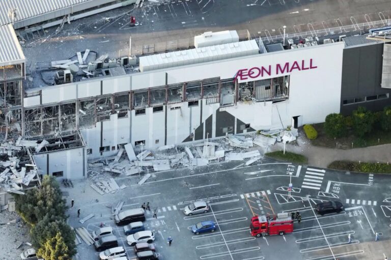 EarthquakesSeveral dead in Japan after magnitude 7.1 earthquake causes blast at mall